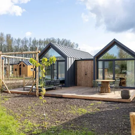Tiny House With A Fenced Garden In - Garden Shed - 8
